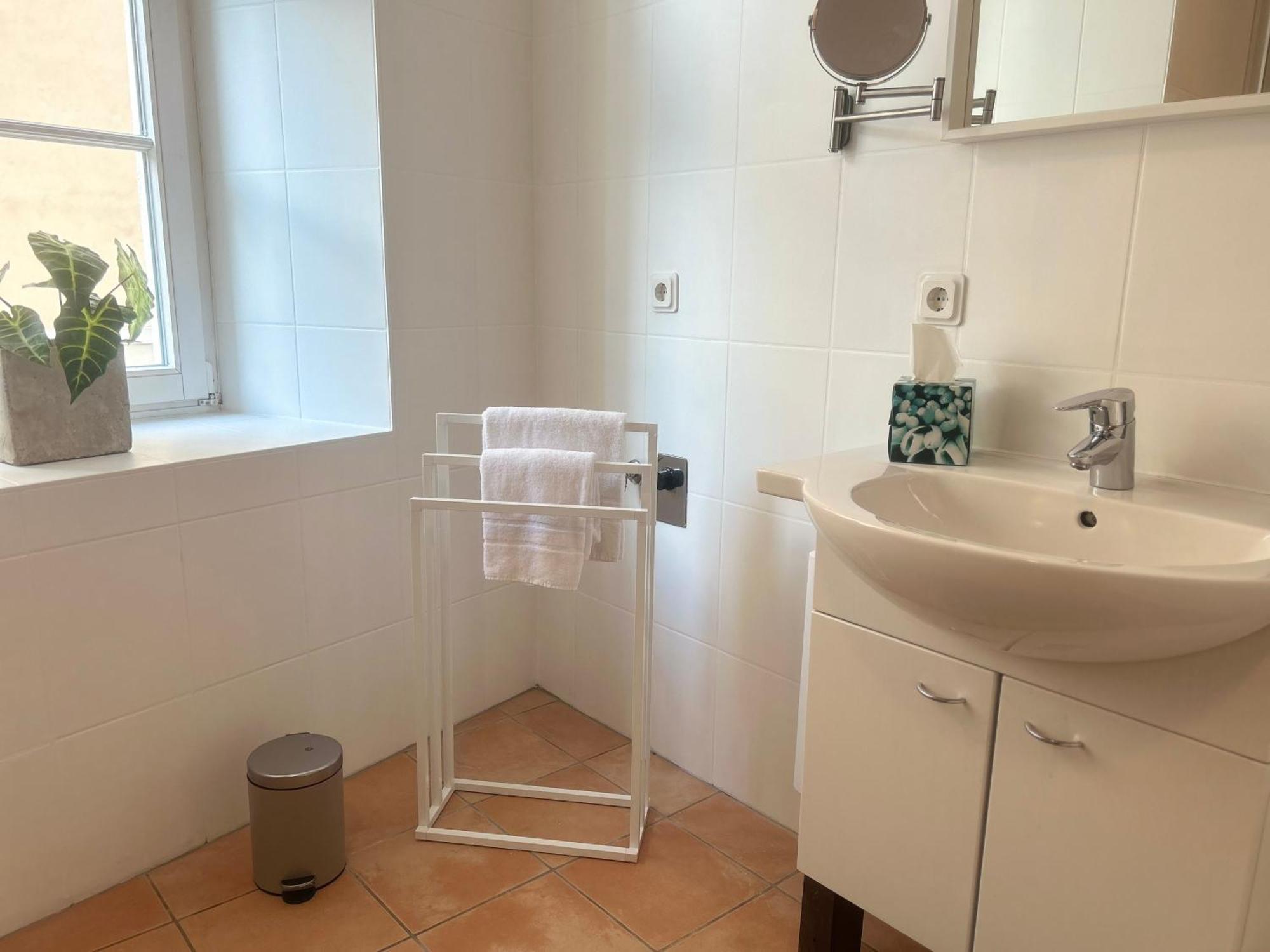Maximi Loft - Ferien & Business Appartement Merseburg Buitenkant foto